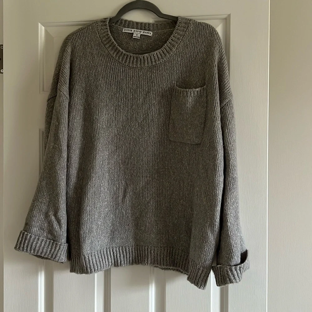 Oversized Grey Sweater - Picture 1 of 2